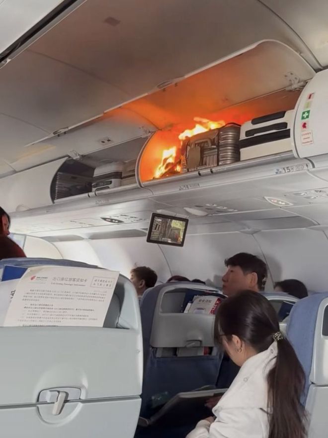 AI员工否认GPT-6年底见法国罗浮宫被盗过程仅7分钟开元棋牌iPhone 17全系包揽销量榜前三Open(图5)